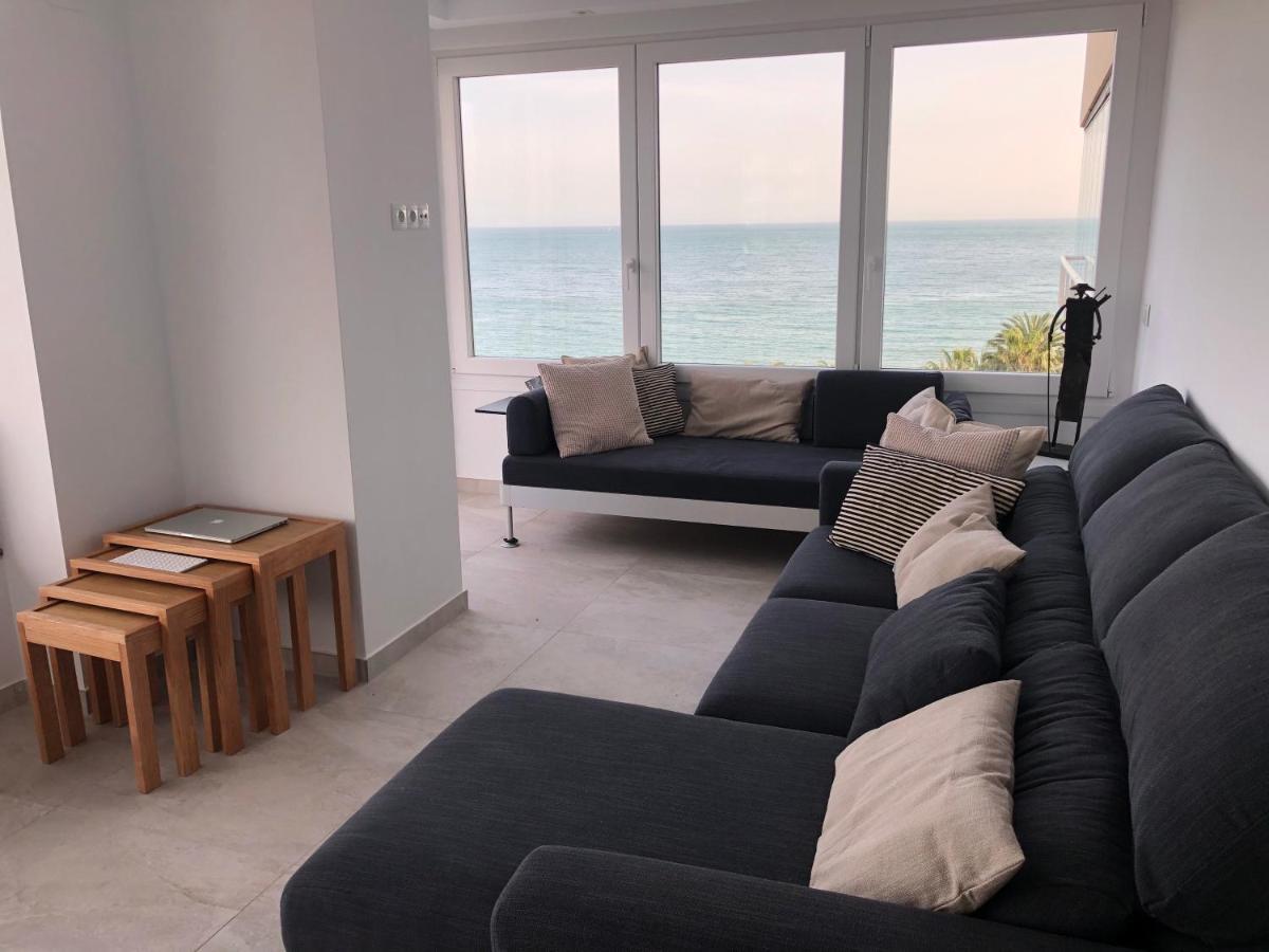 Magnifique Appartement Avec Une Incroyable Vue Sur Mer Torremolinos Bagian luar foto