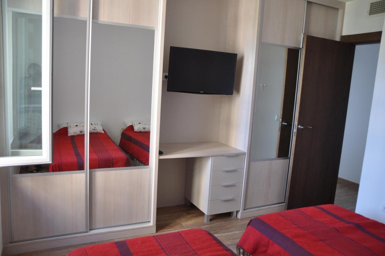 Magnifique Appartement Avec Une Incroyable Vue Sur Mer Torremolinos Bagian luar foto