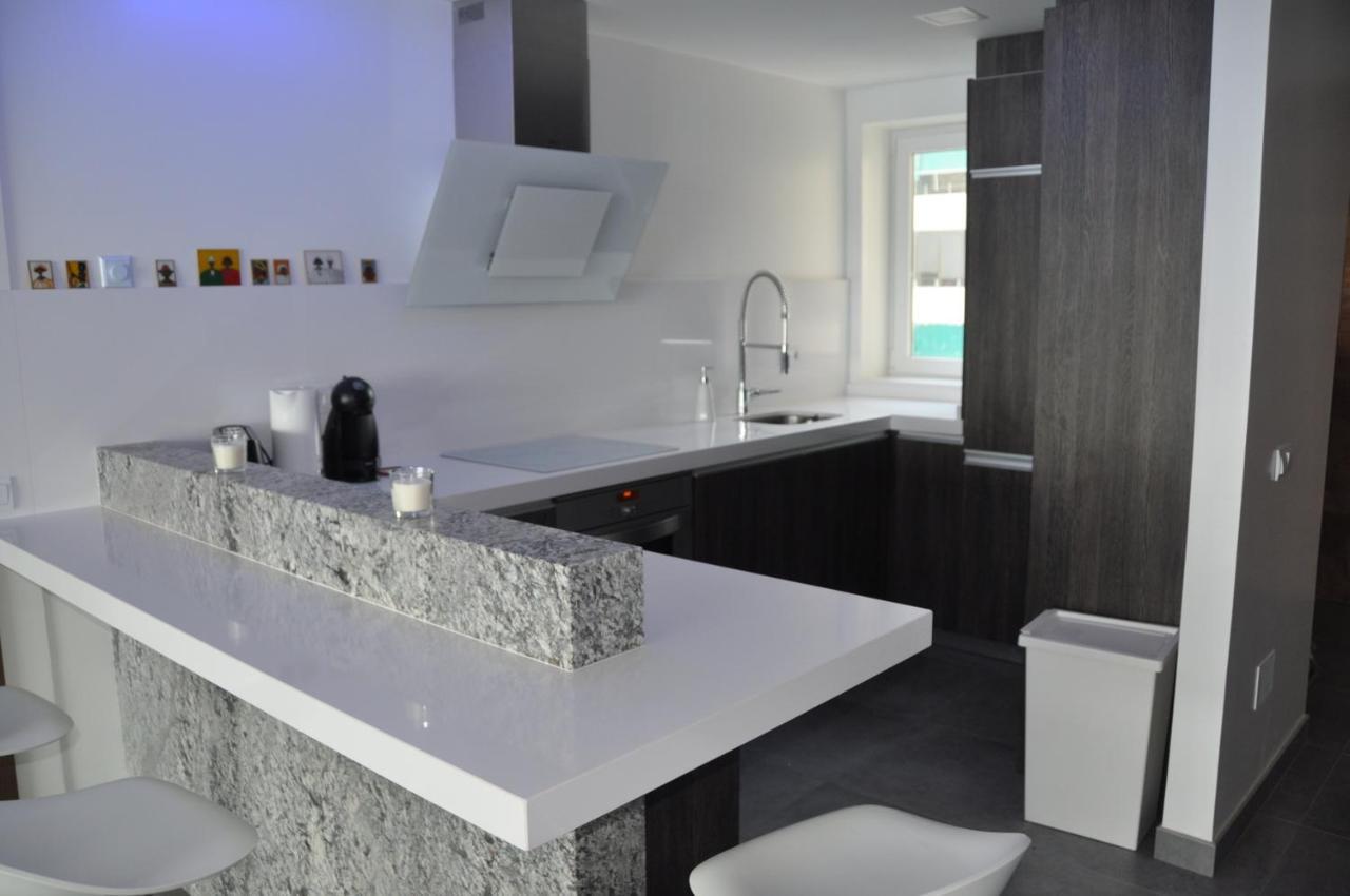 Magnifique Appartement Avec Une Incroyable Vue Sur Mer Torremolinos Bagian luar foto